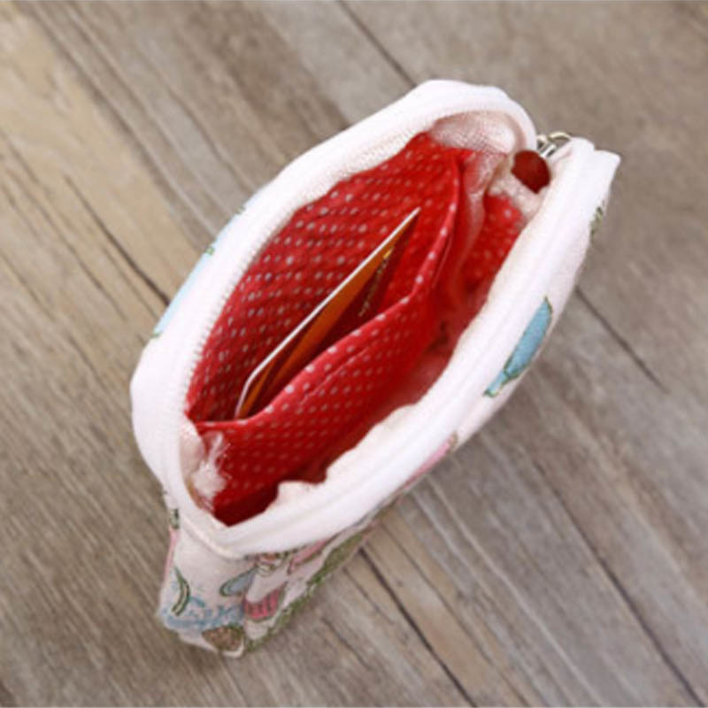 11*11CM Small Wallet Napkin Towel Bags Girls Purses Card Holder Multifunction Portable Sanitary Pad Organizer 1 PCS