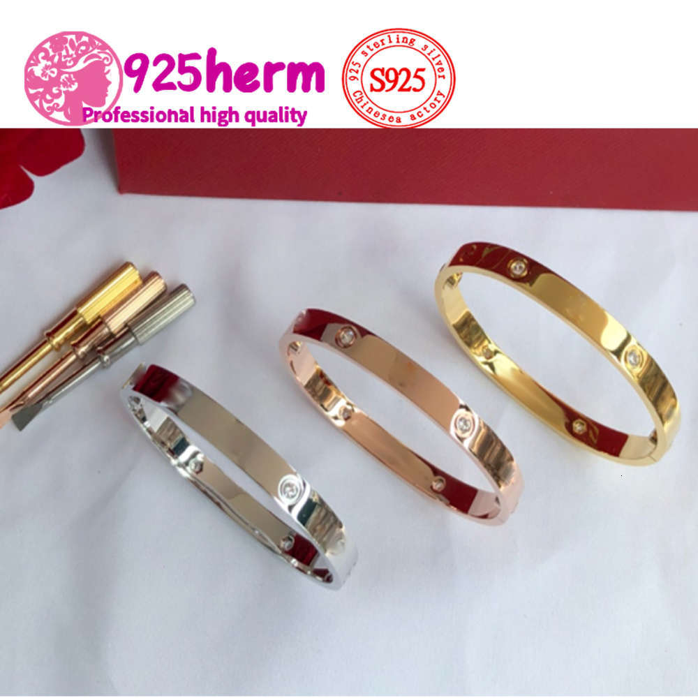 Jewelry Fashion 925 Sterling Silver bangle Female Round Hard Bracelet Classic Star Same Style Wholesale
Jewelry Fashion 925 Sterling Silver bangle Female Round Hard Bracelet Classic Star Same Style Wholesale