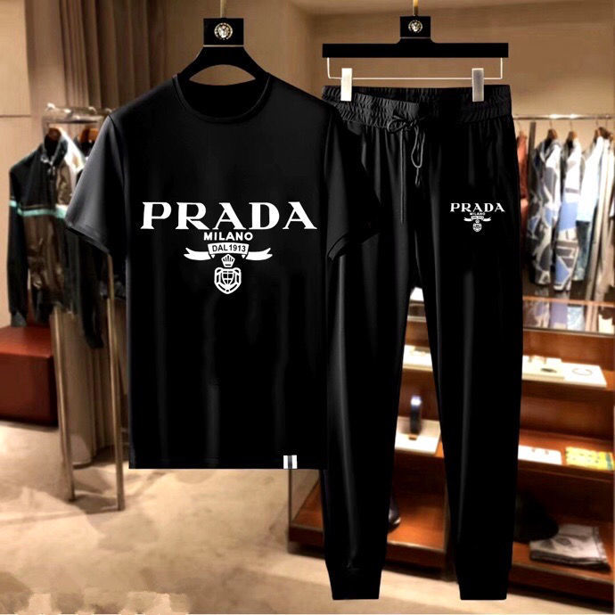 DesignerFamily P men's high-end leisure fashion round neck short sleeve T-shirt and long pants set are available on official website at, Gray
DesignerFamily P men's high-end leisure fashion round neck short sleeve T-shirt and long pants set are available on official website at, Gray