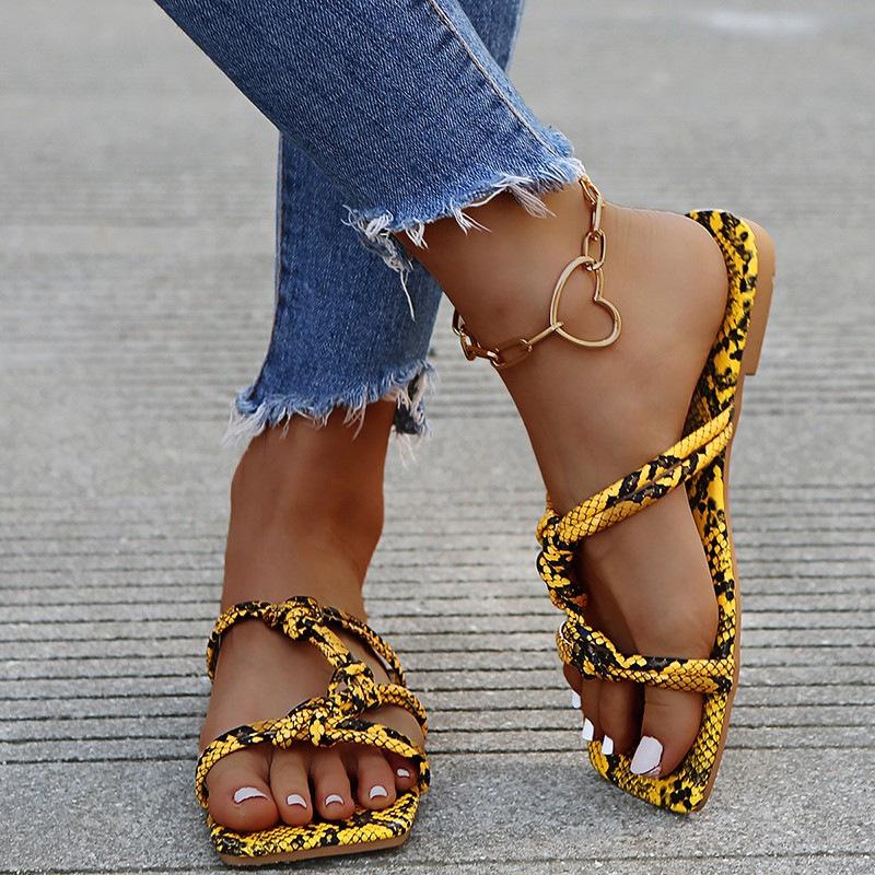 Slippers 2021 Summer Women Printing Flat Heel Woven Hollow Out Square Toe Shoes Snake Prints Slip On PU Leather Ladies Sandals, Red
Slippers 2021 Summer Women Printing Flat Heel Woven Hollow Out Square Toe Shoes Snake Prints Slip On PU Leather Ladies Sandals, Red