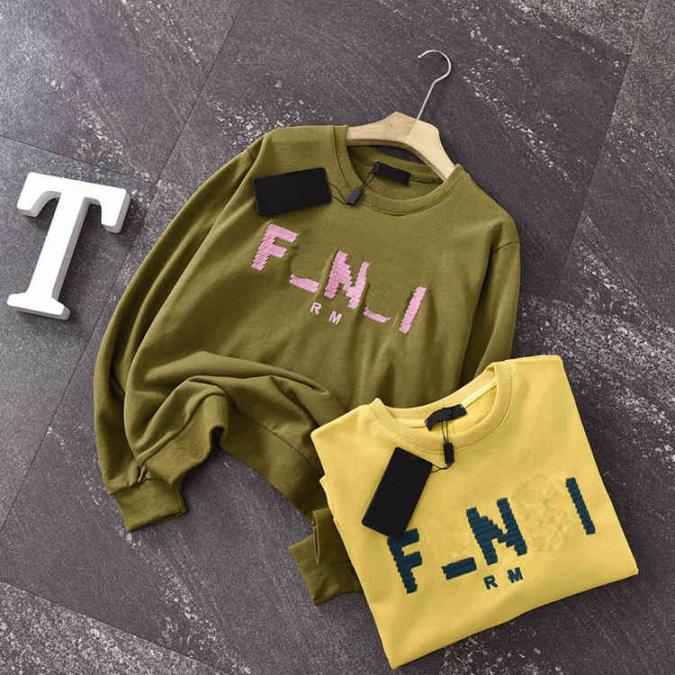 Design autumn exclusive embroidered letter round neck sweater men' and women' fashion loose long sleeve top, Yellow
Design autumn exclusive embroidered letter round neck sweater men' and women' fashion loose long sleeve top, Yellow