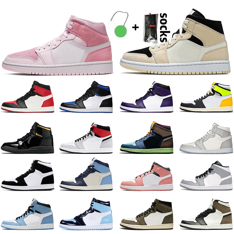 Top Quality Men Womens 1s Basketball Shoes High Gs Jumpman 1 Sneakers Trainers Mid Barely Orange Digital Pink Light Smoke Grey Bio Dark, Item31 high og lucky green 36-46
Top Quality Men Womens 1s Basketball Shoes High Gs Jumpman 1 Sneakers Trainers Mid Barely Orange Digital Pink Light Smoke Grey Bio Dark, Item31 high og lucky green 36-46
