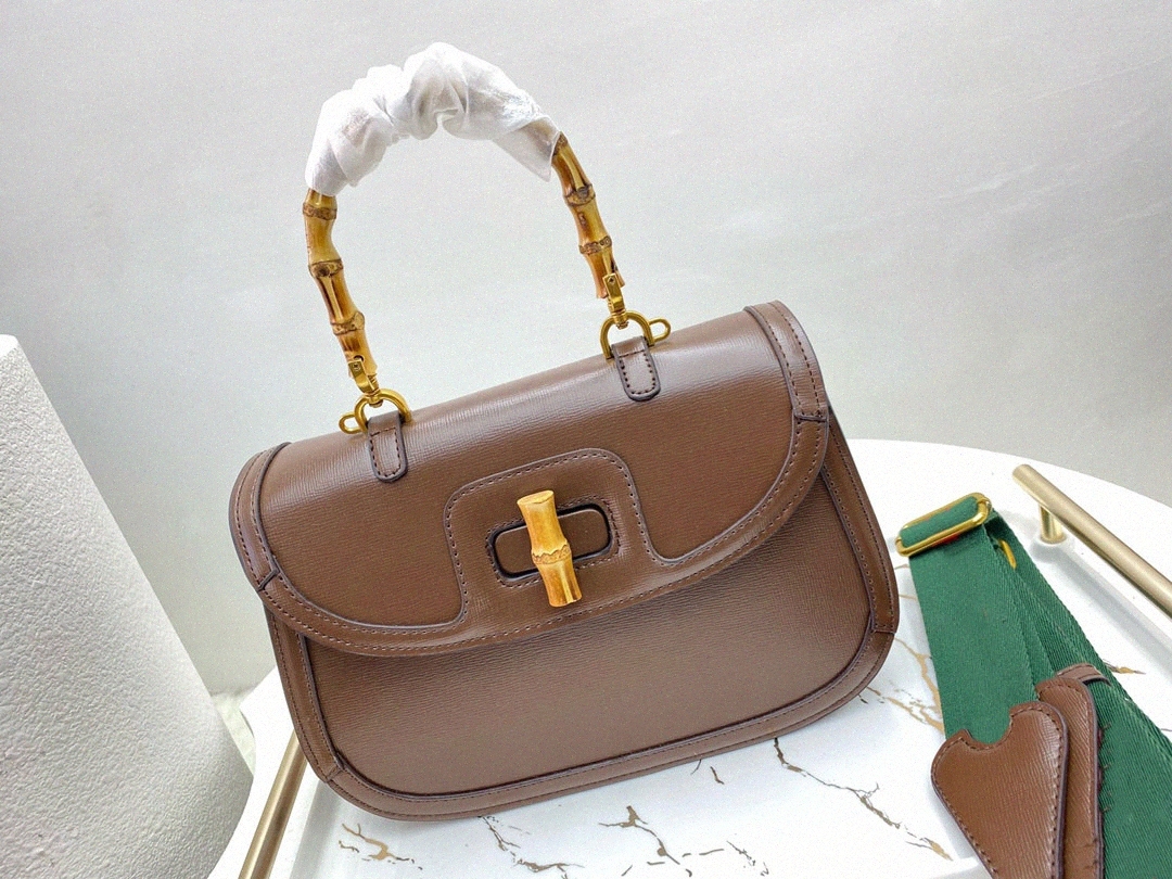 Premium women's luxury Double G Crossbody Shoulder BAG Handbag Handbag Leather Diana Bamboo guccie, Customize
Premium women's luxury Double G Crossbody Shoulder BAG Handbag Handbag Leather Diana Bamboo guccie, Customize