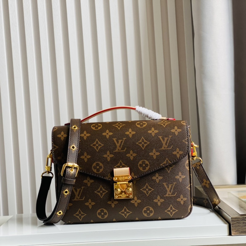 Hot Postman bag MÉTIS POUCH M44875 S-lock closure handle long shoulder strap golden hardware canvas shoulder bag
Hot Postman bag MÉTIS POUCH M44875 S-lock closure handle long shoulder strap golden hardware canvas shoulder bag