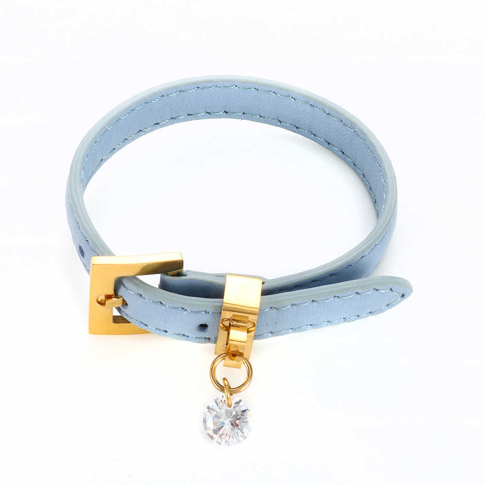 Luxury Leather Bangle Bracelet for Women Men Adjustable Bracelet Watch Belt Wristband with 8mm Rhinestone Female Male Jewellery Q0717
Luxury Leather Bangle Bracelet for Women Men Adjustable Bracelet Watch Belt Wristband with 8mm Rhinestone Female Male Jewellery Q0717