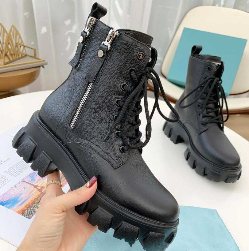 2021 Women Designers Brushed rois leather and nylon Monolith boots lady Fashion Martin Boot winter ankle Boot nylon pouch attached size, Box
2021 Women Designers Brushed rois leather and nylon Monolith boots lady Fashion Martin Boot winter ankle Boot nylon pouch attached size, Box