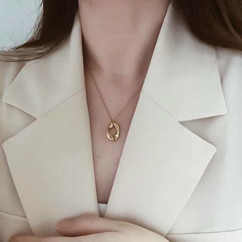 Chains Minimalist Geometric Circle Gold Color 925 Sterling Silver Pendant Necklace For Women Luxury Simple Jewelry
Chains Minimalist Geometric Circle Gold Color 925 Sterling Silver Pendant Necklace For Women Luxury Simple Jewelry