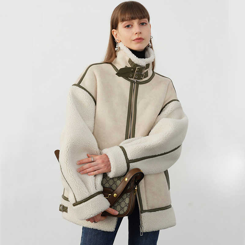 FTLZZ Winter Lambs Wool Splicing PU Leather Jacket Women Fur Collar Warm Thick Parkes Stand Collar Faux Lamb Loose Leather Coat 210908