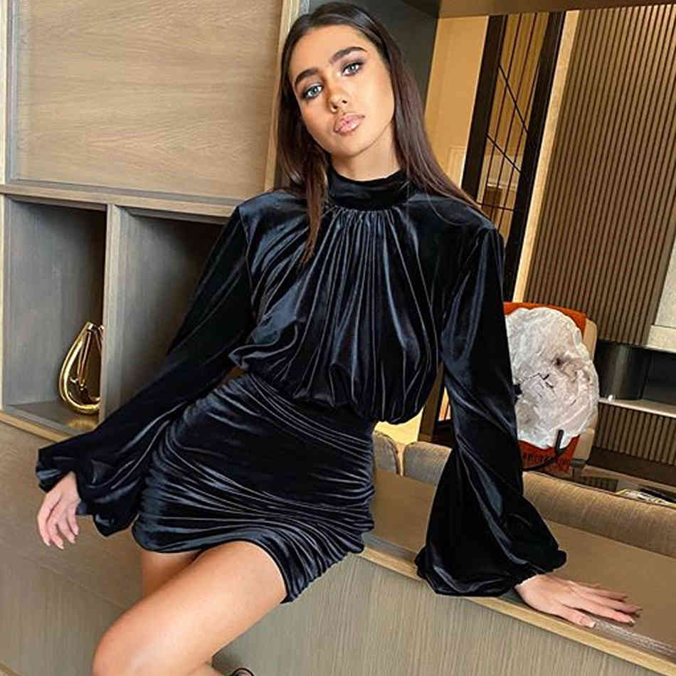 Fashion Black 2 Two Piece Sets Sexy Women Winter Long Sleeve Crop Top& Mini Skirt Club Celebrity Runway Party Set 210423