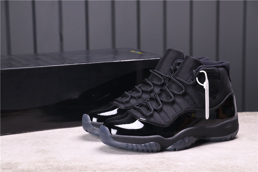 Shoes Authentic Jumpman 11S High Cut GS Gamma Blue Basketball Sport, Bubble wrap packaging
Shoes Authentic Jumpman 11S High Cut GS Gamma Blue Basketball Sport, Bubble wrap packaging