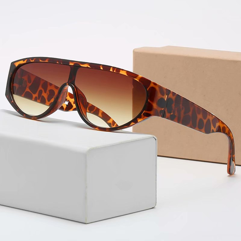 Designer Sunglasses 3903 Popular Women fashion sunglass Square Summer Style Sonnenbrille Full Frame eyeglass UV Protection eyegla Come With box Occhiali da sole
Designer Sunglasses 3903 Popular Women fashion sunglass Square Summer Style Sonnenbrille Full Frame eyeglass UV Protection eyegla Come With box Occhiali da sole