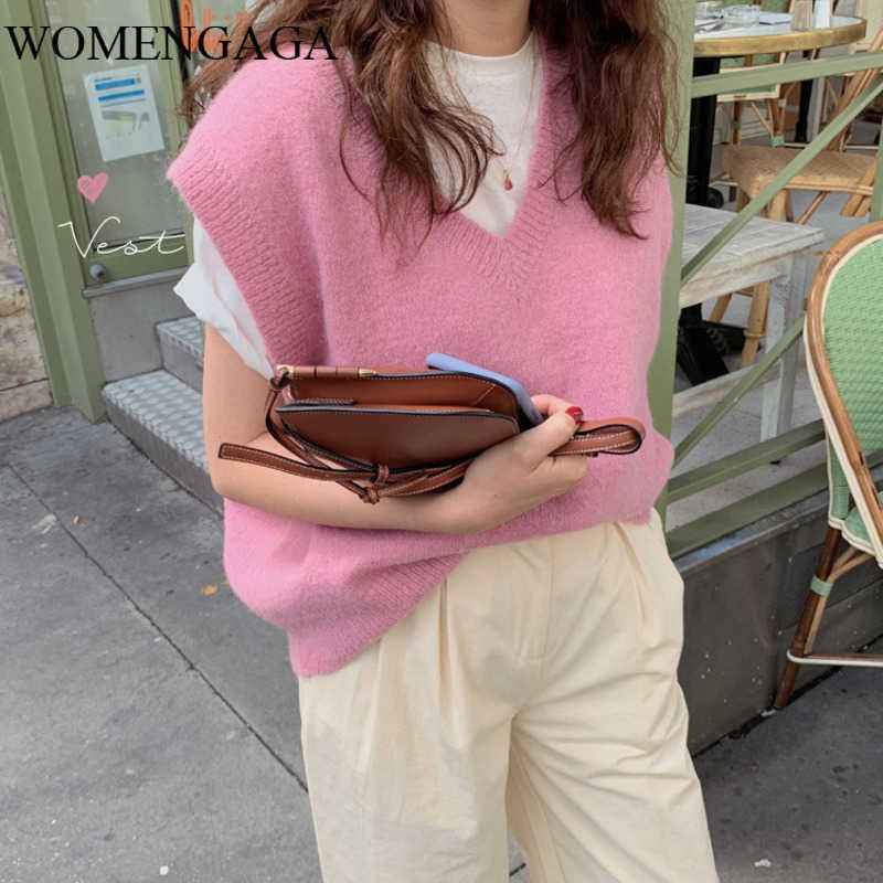 V neck Girls Pullover vest sweater Autumn Winter Pink Knitted Women Sweaters Sleeveless Warm Sweater Casual oversize UMEN 210603
V neck Girls Pullover vest sweater Autumn Winter Pink Knitted Women Sweaters Sleeveless Warm Sweater Casual oversize UMEN 210603