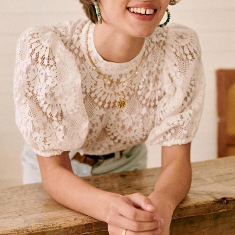 Women' Blouses & Shirts Women Lace Stand Collar Blouse Puff Sleeve Back Buttons See-Through Shirt Top
Women' Blouses & Shirts Women Lace Stand Collar Blouse Puff Sleeve Back Buttons See-Through Shirt Top