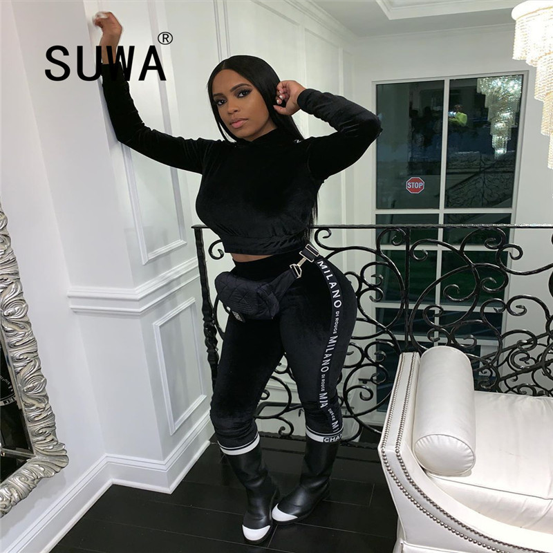 Casual Sporty Workout Matching Sets Women O-Neck Long Sleeve Active Wear Two Piece Outfits Crop Top And Pants Suit Wholesale 210525, Black
Casual Sporty Workout Matching Sets Women O-Neck Long Sleeve Active Wear Two Piece Outfits Crop Top And Pants Suit Wholesale 210525, Black