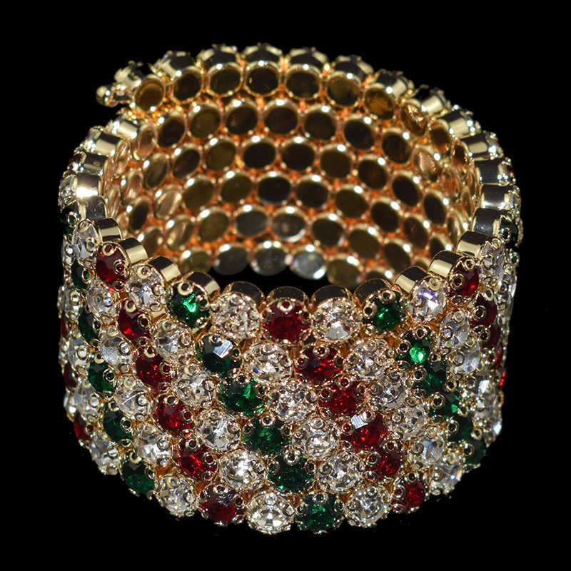 Fashion Full Rhinestone Gold Silver Plated Bangles for Women Red Green White Crystal Wide Bangle Bridal Wedding Party Jewelry Q0719
Fashion Full Rhinestone Gold Silver Plated Bangles for Women Red Green White Crystal Wide Bangle Bridal Wedding Party Jewelry Q0719