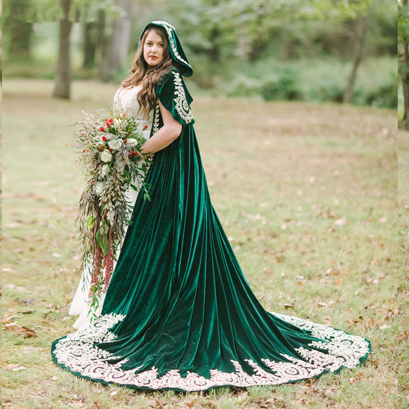 Two Pieces Downton Wedding Dresses with Hunter Green Cloak 2022 Lace Beaded Wood Hood country Bridal Dress Cape Bolero