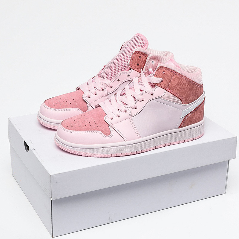 Shoes Jumpman 1 Mid Digital Pink Basketball 1s Designer running Box., Bubble wrap packaging
Shoes Jumpman 1 Mid Digital Pink Basketball 1s Designer running Box., Bubble wrap packaging