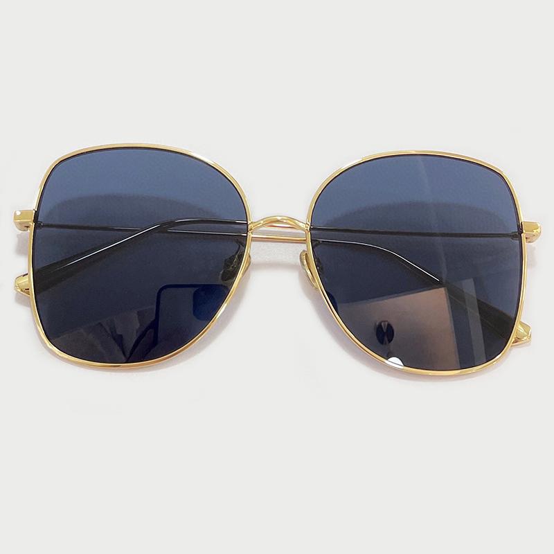 Sunglasses 2021 Vintage Women Fashion Brand Designer Sun Glasses Gradient Outdoor Driving Eyewear
Sunglasses 2021 Vintage Women Fashion Brand Designer Sun Glasses Gradient Outdoor Driving Eyewear