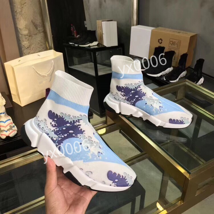 2021 Designer Casual Shoes Calfskin Suede Reflective Sneakers Luxury Winter Velvet Mens Women Increase Platform Shoe Vintage Leather Sneaker Trainers fz191001, Choose the color
2021 Designer Casual Shoes Calfskin Suede Reflective Sneakers Luxury Winter Velvet Mens Women Increase Platform Shoe Vintage Leather Sneaker Trainers fz191001, Choose the color