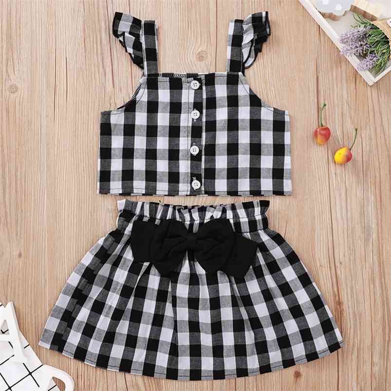 Summer Infant Rompers Clothes Black Plaid Strap Single Breasted Tops Bow Skirt Cute 2 pcs Baby Girls Sets Costume 210629
Summer Infant Rompers Clothes Black Plaid Strap Single Breasted Tops Bow Skirt Cute 2 pcs Baby Girls Sets Costume 210629