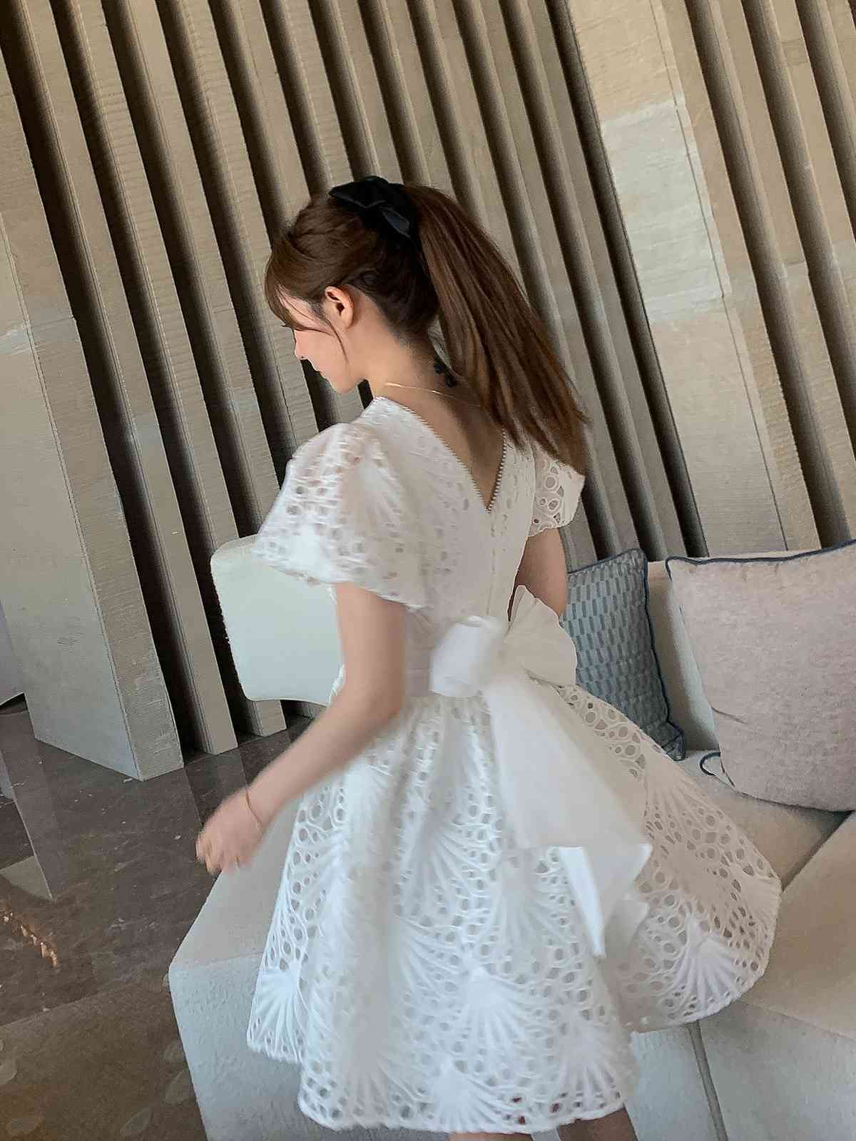 Party Puff Sleeve Vintage Princess Flower Embroidery Lace White Dress A Line Buttons Robe Longue Vestidos Largo Fiesta 210421