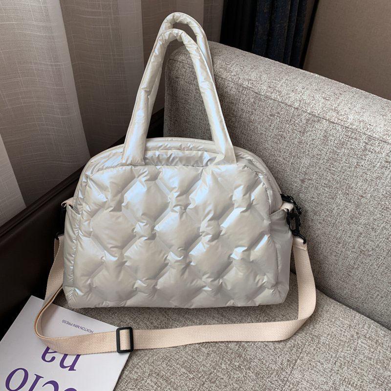 Winter Women Handbag Down Jacket Large Capacity Shoulder Bag Fashion Girls Travel Messenger Weekend Package Luggage Bags Duffel