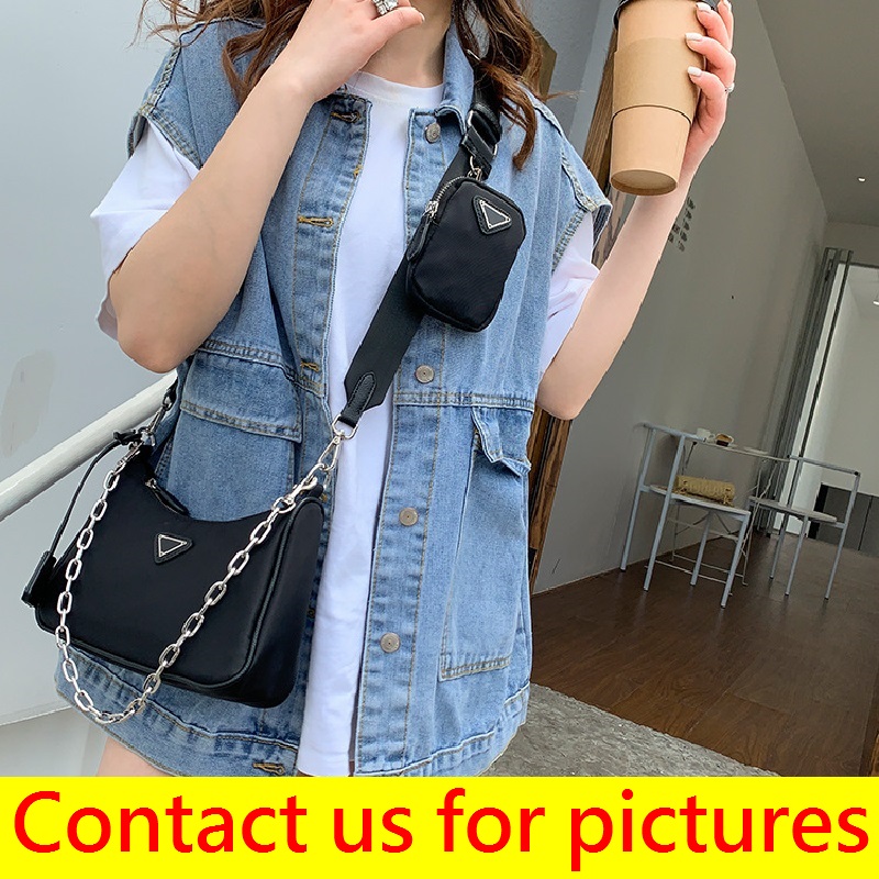 Fashion Bags Shoulder Bag Re-Edition 2005 2000 Nylon Christmas gift New Year woman luxurys designers lady Womens crossbody tote Hobo Purse Handbags wallet sling 2022, Red
Fashion Bags Shoulder Bag Re-Edition 2005 2000 Nylon Christmas gift New Year woman luxurys designers lady Womens crossbody tote Hobo Purse Handbags wallet sling 2022, Red