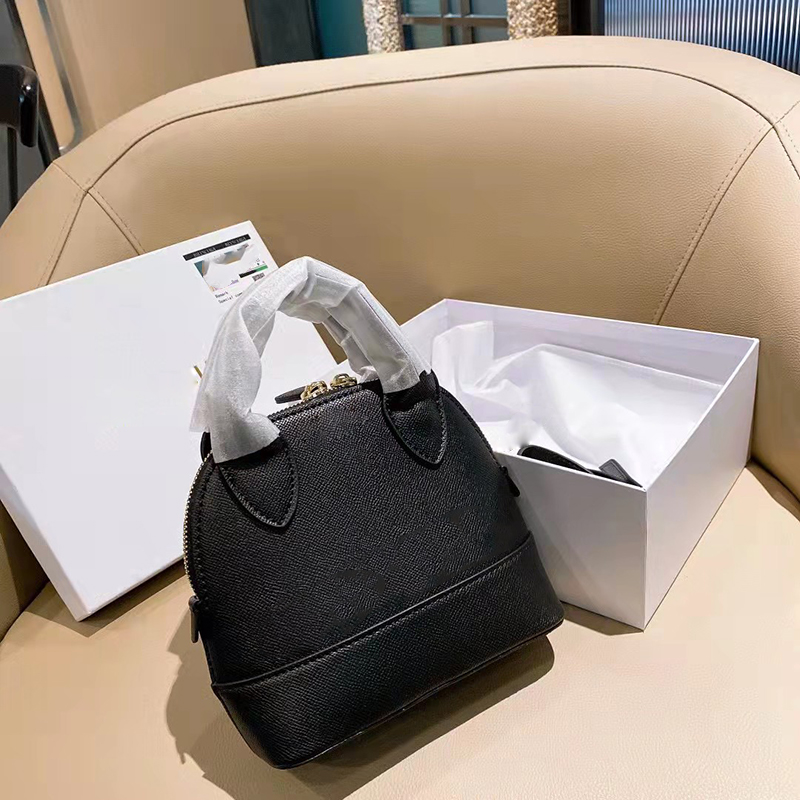 Women tote bag designer luxury Handbags high quality with box small shell purse good hardware shoulder crossbody fashion girl cltuch, Red
Women tote bag designer luxury Handbags high quality with box small shell purse good hardware shoulder crossbody fashion girl cltuch, Red