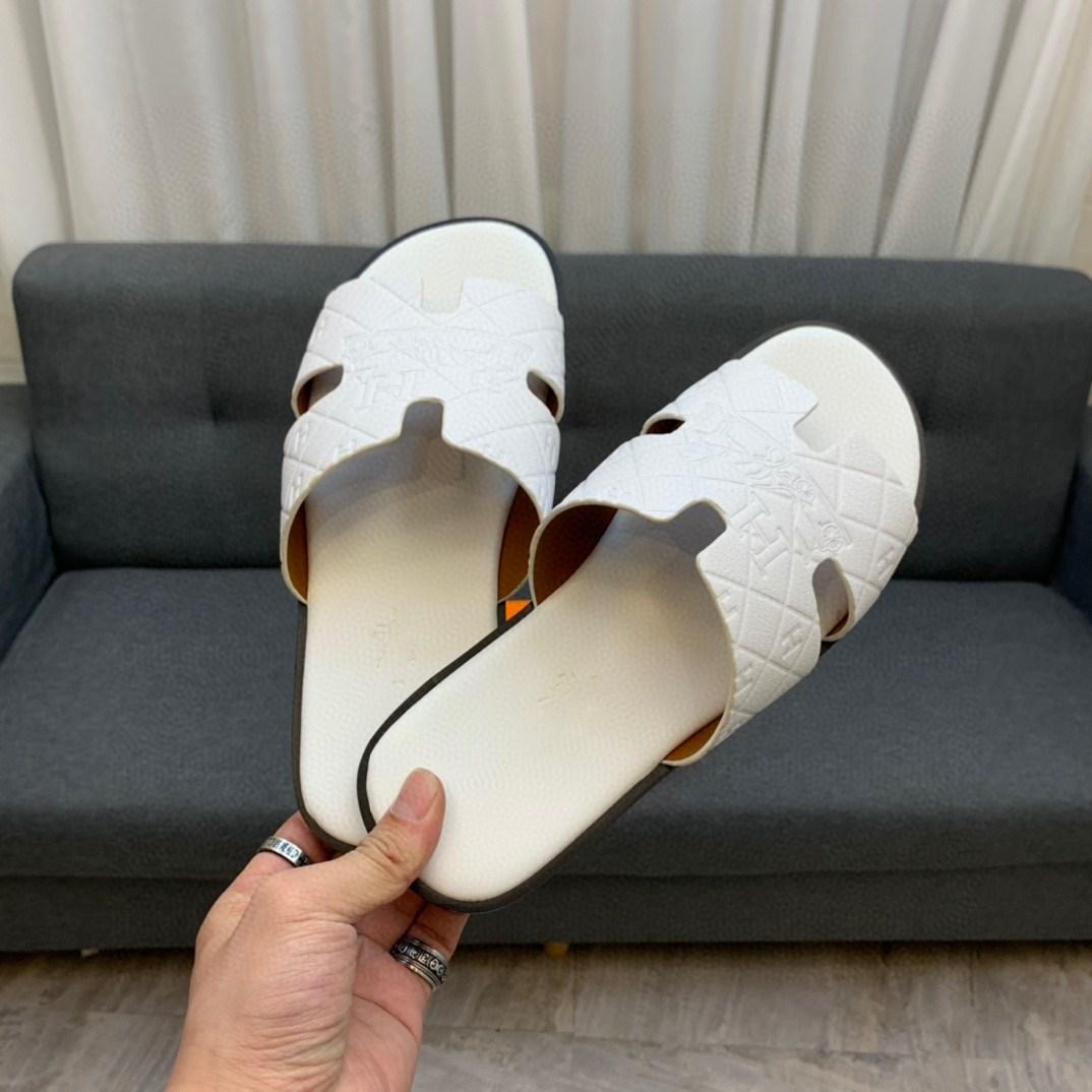 High quality Big Size 45 Flip Flops Luxury Mens Summer Beach Slippers Men Fashion designer Brand Breathable Casual Man Slippers Black Blue, #03
High quality Big Size 45 Flip Flops Luxury Mens Summer Beach Slippers Men Fashion designer Brand Breathable Casual Man Slippers Black Blue, #03