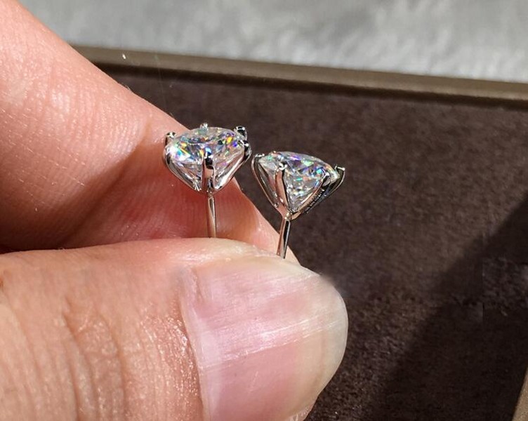 Classical Six Claw Simple Fashion Jewelry Real 925 Sterling Silver 6mm Round Cut White 5A Zircon Solitaire Women Wedding Bridal Stud Earring For Lover