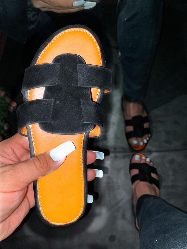 Slippers Summer Leather Beach Slides Around Open-toe Casual Flat Sandals Non-slip Female Outdoor Comfot Fashion Shoes 41, Black
Slippers Summer Leather Beach Slides Around Open-toe Casual Flat Sandals Non-slip Female Outdoor Comfot Fashion Shoes 41, Black