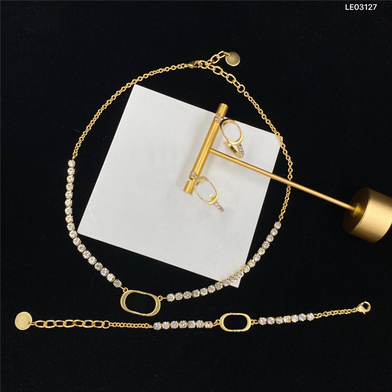 Chic Women Crystal Necklace Jewelry Sets Diamond Bracelet Women Rhinestone Eardrop Embossed Stamp, As pic
Chic Women Crystal Necklace Jewelry Sets Diamond Bracelet Women Rhinestone Eardrop Embossed Stamp, As pic