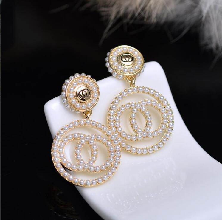 18K Gold Plated Inlay Diamond Stud Earring Jewelry Luxury Design Brand Letter Crystal Rhinestone Pearl Pendant Earrings Wholesale 20 Styles, Golden;silver
18K Gold Plated Inlay Diamond Stud Earring Jewelry Luxury Design Brand Letter Crystal Rhinestone Pearl Pendant Earrings Wholesale 20 Styles, Golden;silver