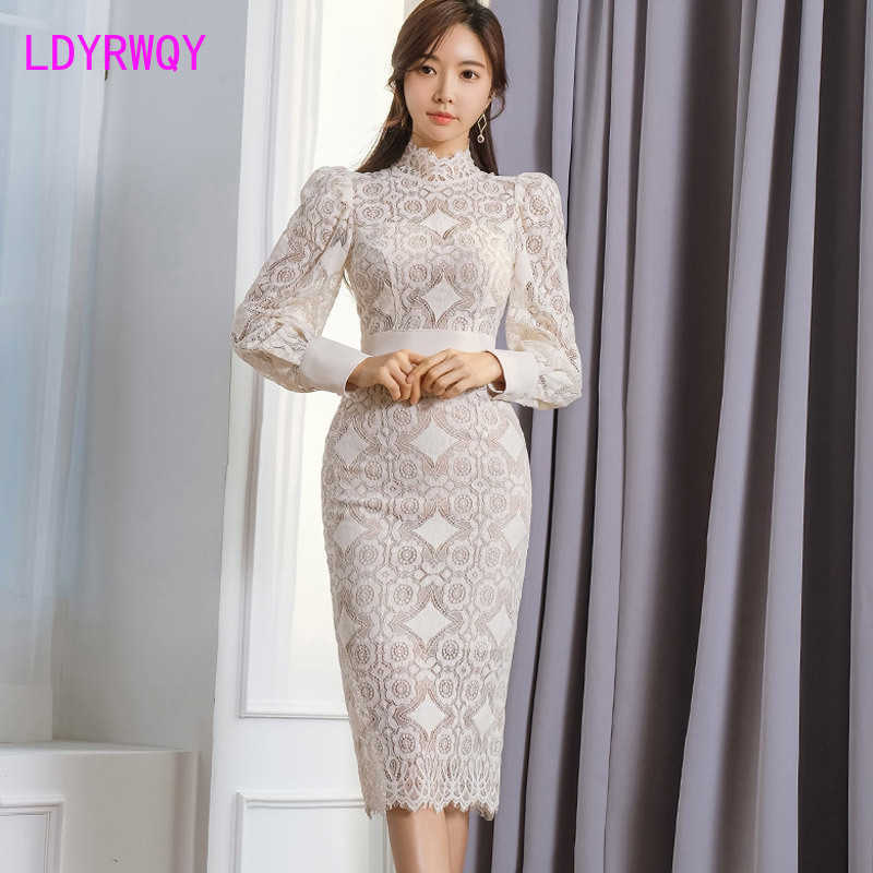 Korean version of the ladies' temperament slim stitching lace bag hip fashion dress Office Lady Lace Cotton 210603, Beige
Korean version of the ladies' temperament slim stitching lace bag hip fashion dress Office Lady Lace Cotton 210603, Beige