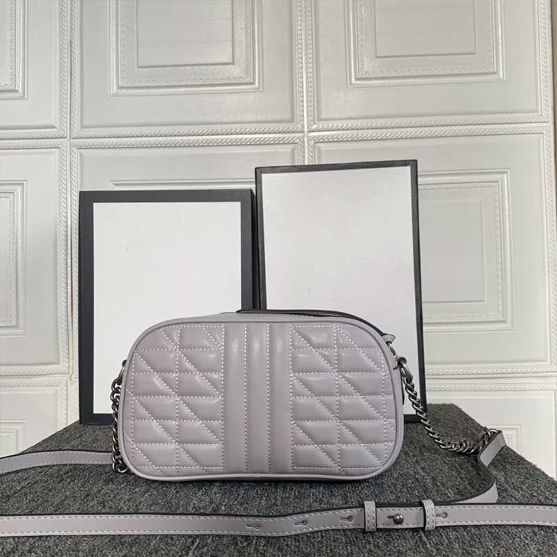 New Designer shoulder bags top quality women disco handbag crossbody soho Totes Fashion female chain purse original Leather zipper messenger bag 24cm, Grey
New Designer shoulder bags top quality women disco handbag crossbody soho Totes Fashion female chain purse original Leather zipper messenger bag 24cm, Grey