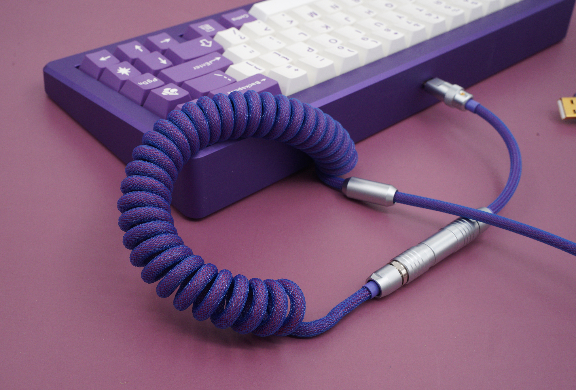 GeekCable Handmade Customized Mechanical Keyboard Data Cable For GMK Theme SP Keycaps Filco MINILA Customized Mysterious Purple