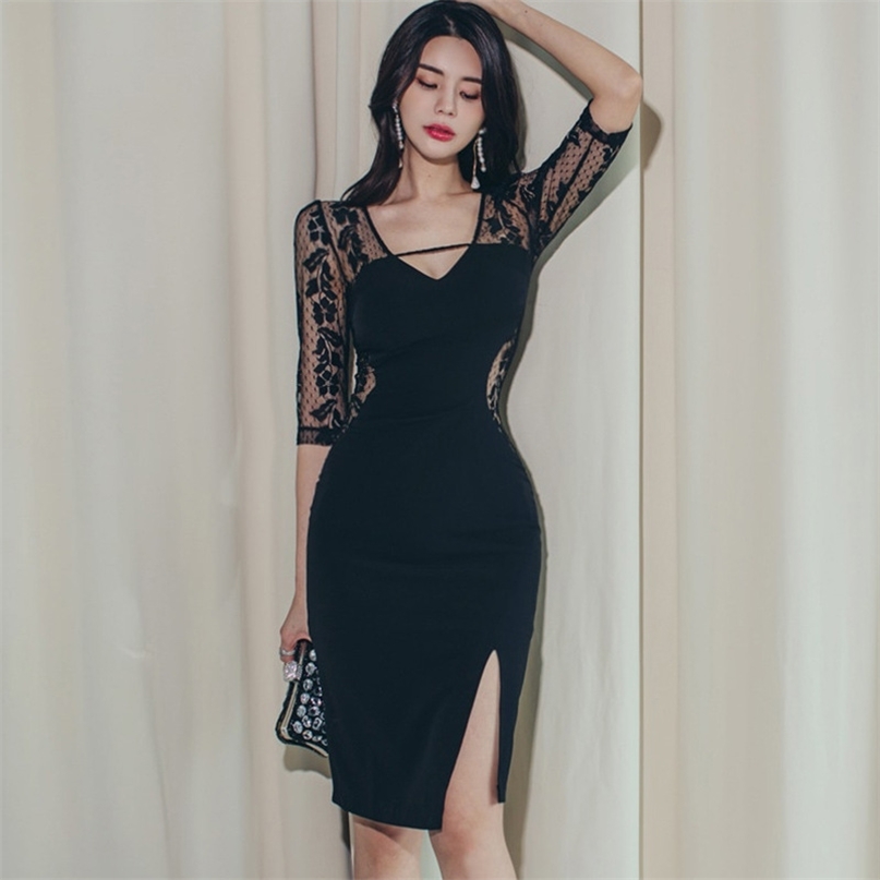 Knee Length Party Dress Sexy Hollow Out Floral Lace Bodycon Women Clothes V-neck Half Sleeve Slim Clubwear Summer 210603, Black
Knee Length Party Dress Sexy Hollow Out Floral Lace Bodycon Women Clothes V-neck Half Sleeve Slim Clubwear Summer 210603, Black