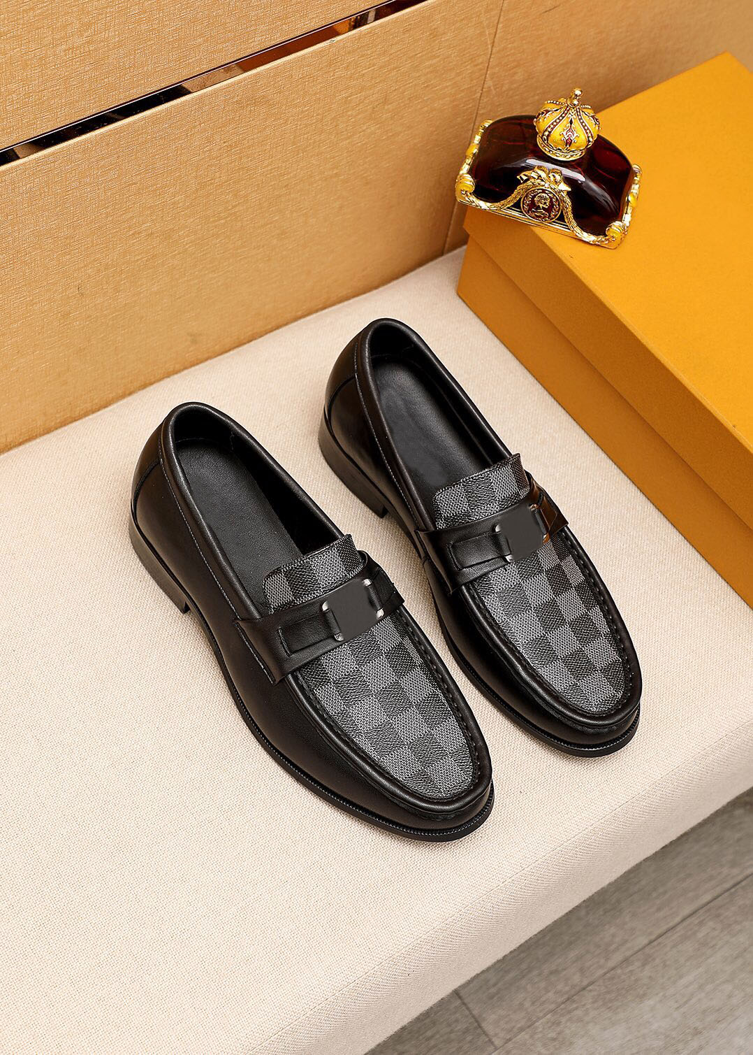 Men's Dress Shoes Fashion Genuine Leather Business Breathable Flats 2021 Men Brand Designer Formal Office Working Oxford Shoes Size 38-45, Black
Men's Dress Shoes Fashion Genuine Leather Business Breathable Flats 2021 Men Brand Designer Formal Office Working Oxford Shoes Size 38-45, Black