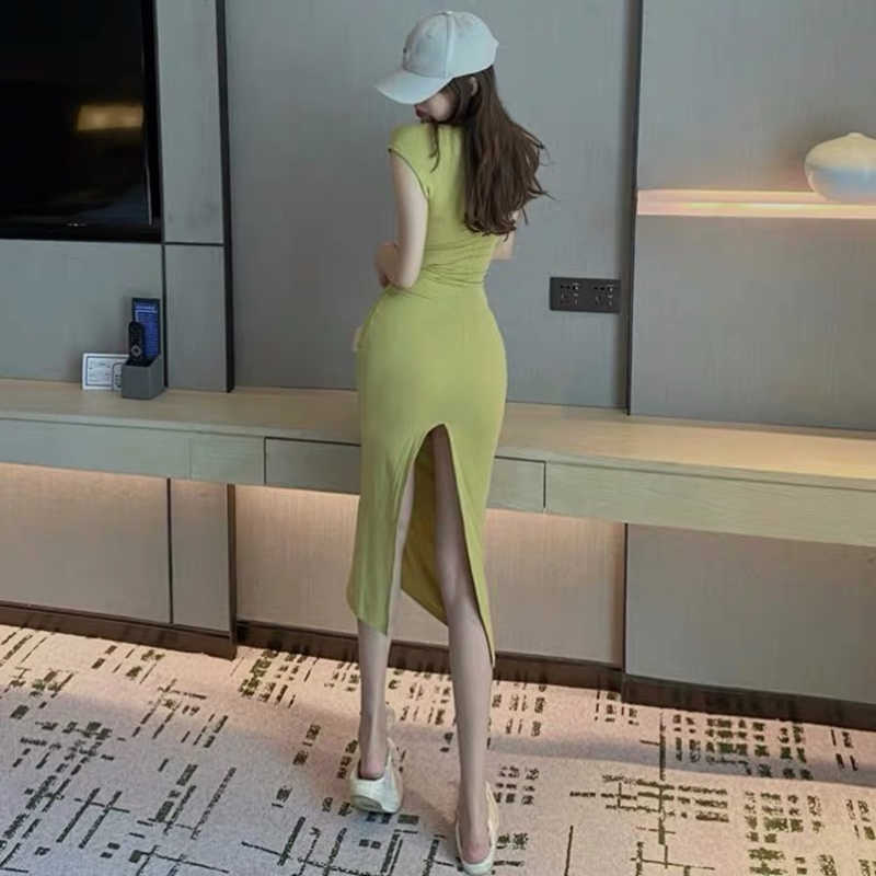 Slim stretch bag hip dress female summer mid-length sexy back split midi high street fashion 210604, Blue
Slim stretch bag hip dress female summer mid-length sexy back split midi high street fashion 210604, Blue
