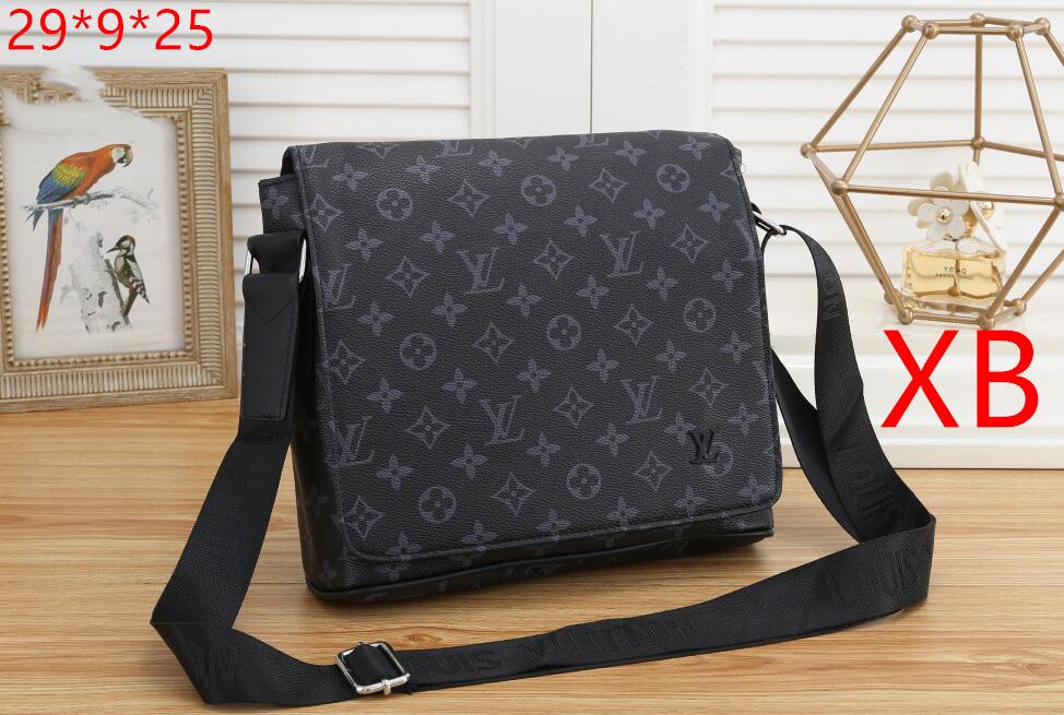 Fashion Lady Handbag Luxurys Multicolor Print men Totes Bag High Quality Designers Handbags Large Capacity Bucket Bags 02
Fashion Lady Handbag Luxurys Multicolor Print men Totes Bag High Quality Designers Handbags Large Capacity Bucket Bags 02