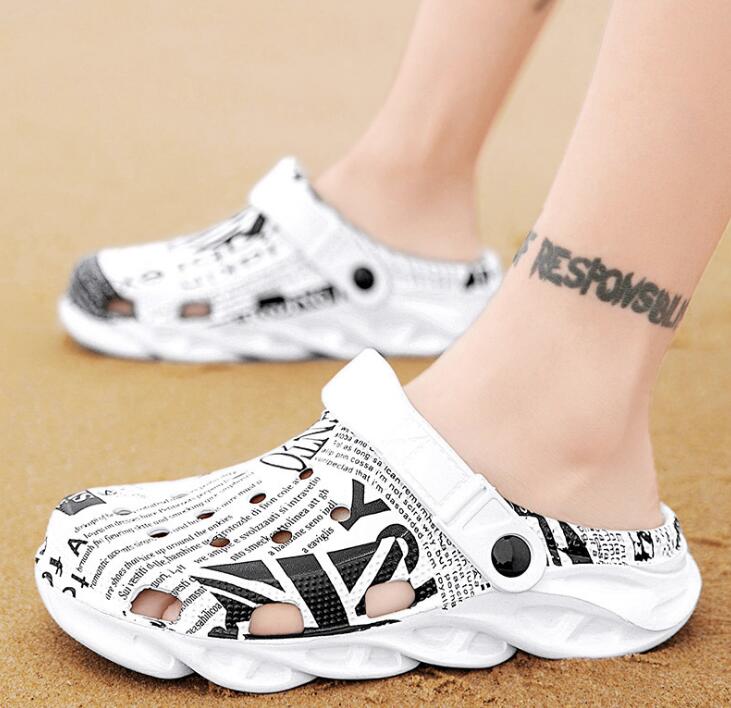 Men's sandals and slippers, men's increased thick-soled large size Baotou dual-purpose beach shoes GC283, Black
Men's sandals and slippers, men's increased thick-soled large size Baotou dual-purpose beach shoes GC283, Black