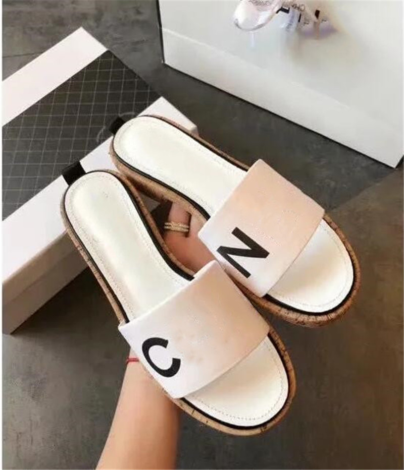 Fashion Women's Comfortable sandals Ladies Leather beach slippers high quality shoes female casual peep toe sandal C22142, Black
Fashion Women's Comfortable sandals Ladies Leather beach slippers high quality shoes female casual peep toe sandal C22142, Black