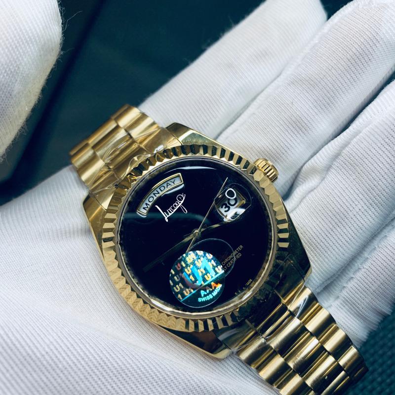 Designer Watch Classic Men 36&40mm Mechanical Sliding Surface Smooth 2813 Movement Cleaning Clock Day Date Model Wristwatches
Designer Watch Classic Men 36&40mm Mechanical Sliding Surface Smooth 2813 Movement Cleaning Clock Day Date Model Wristwatches