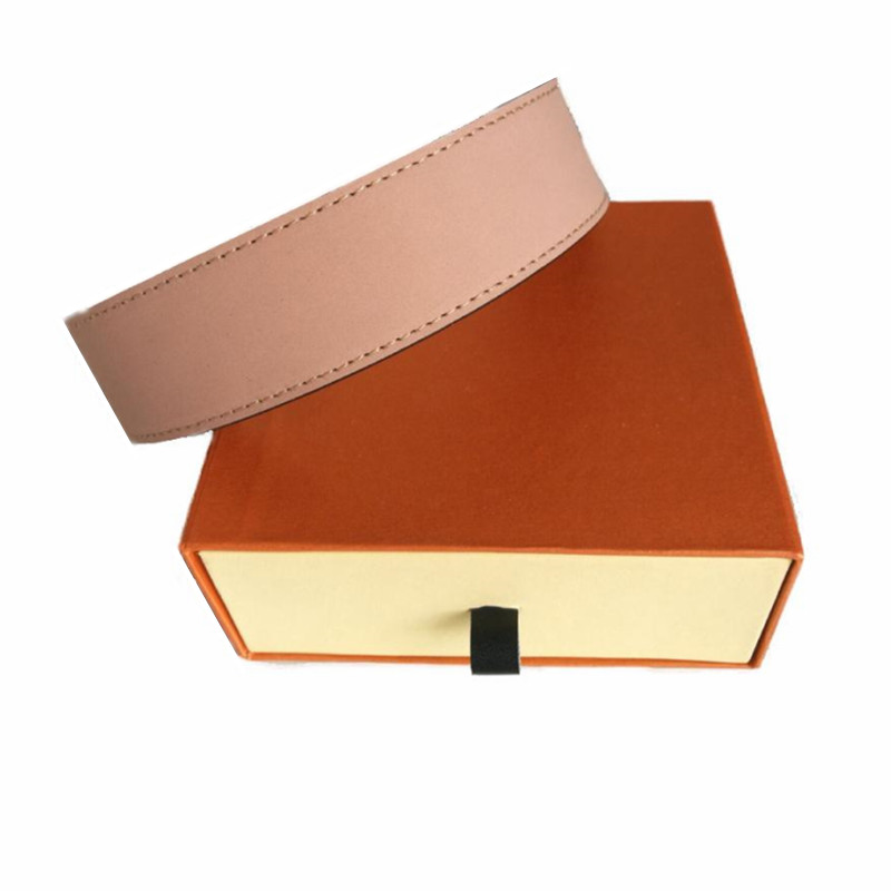 Wholesale Betls 2021 Mens Womens Designer Belt Genuine Cowhide Leather black Gold+silver Buckle Size 105-125CM with orange Box Free ship, With box
Wholesale Betls 2021 Mens Womens Designer Belt Genuine Cowhide Leather black Gold+silver Buckle Size 105-125CM with orange Box Free ship, With box