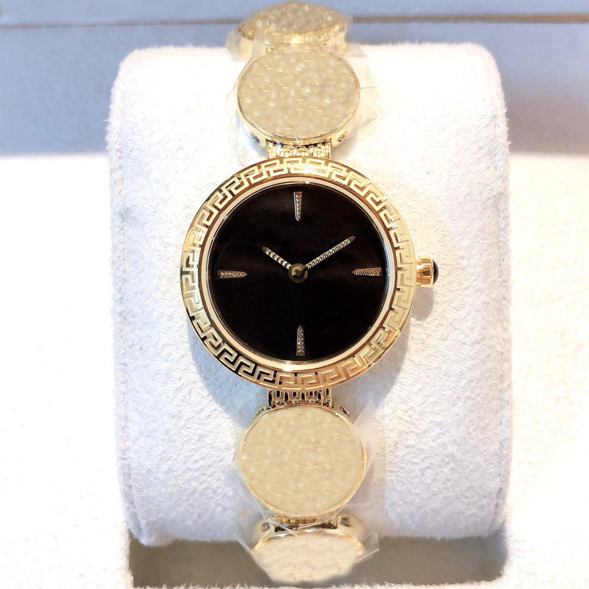 Luxury Watches black knight watch women high quality quartz clock designer stainless steel strap classic 28mm style design
Luxury Watches black knight watch women high quality quartz clock designer stainless steel strap classic 28mm style design