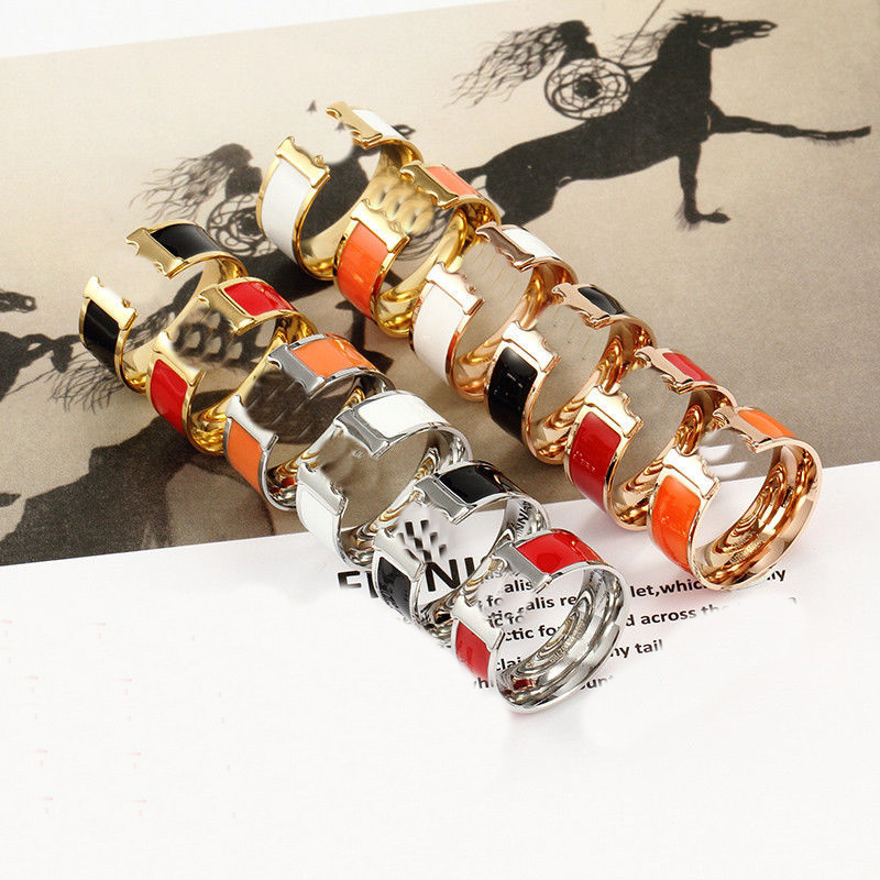 herme love rings Jewelry Ladies band Pendant Necklaces Screw Party Wedding Couple Cleef Gift carti Bracelet van Fashion Designer 000
herme love rings Jewelry Ladies band Pendant Necklaces Screw Party Wedding Couple Cleef Gift carti Bracelet van Fashion Designer 000