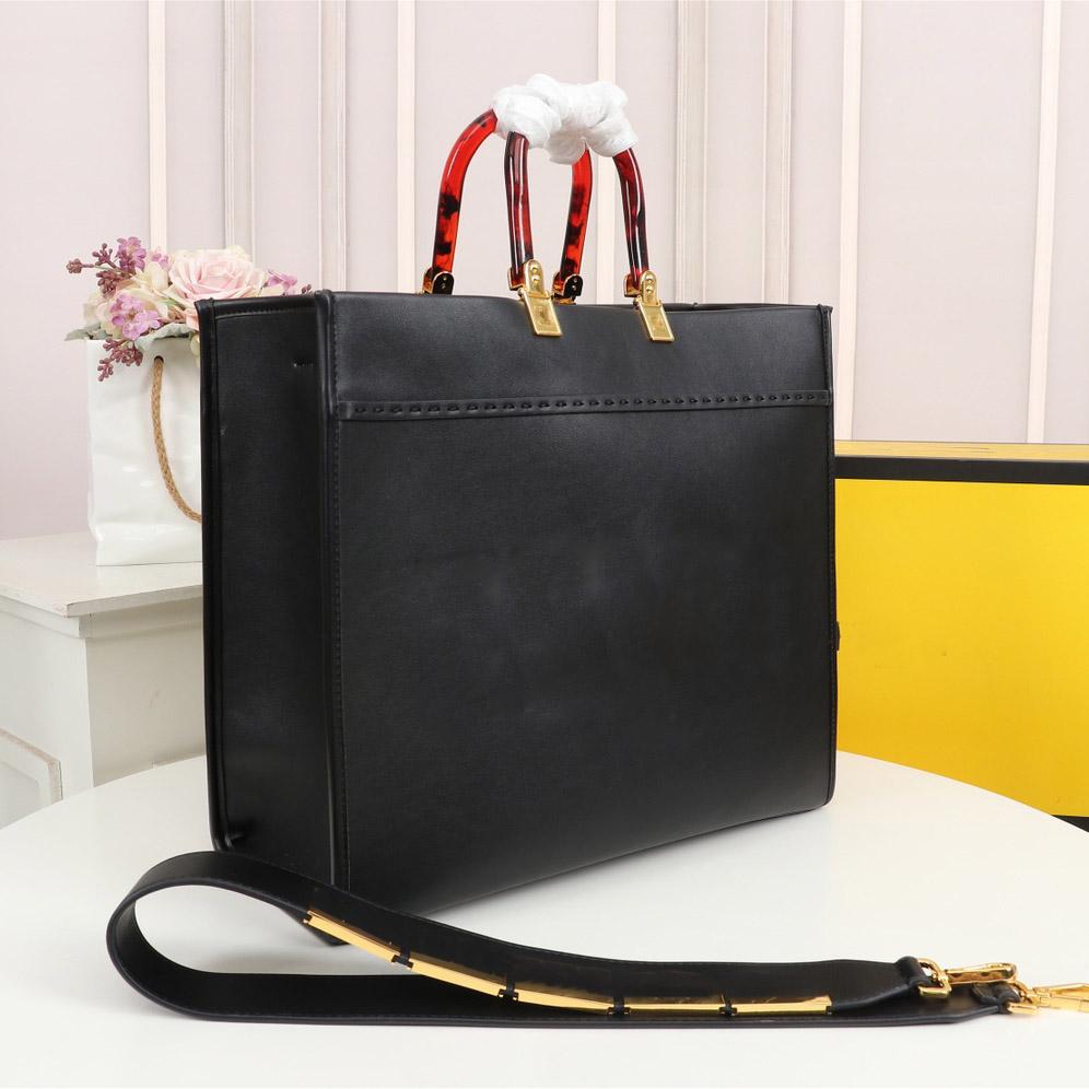 Luxurys Designers Handbags Evening Bags shoulder Shopper totes bag high quality shopping leather material amber double handle large capacity letter, Grey
Luxurys Designers Handbags Evening Bags shoulder Shopper totes bag high quality shopping leather material amber double handle large capacity letter, Grey