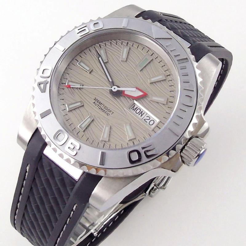 Wristwatches 40mm Gray Blue Green Dial Japan NH36A Movement Sapphire Glass Luminous Ceramic Bezel Automatic Mens Watch Rubber Strap, No.2
Wristwatches 40mm Gray Blue Green Dial Japan NH36A Movement Sapphire Glass Luminous Ceramic Bezel Automatic Mens Watch Rubber Strap, No.2