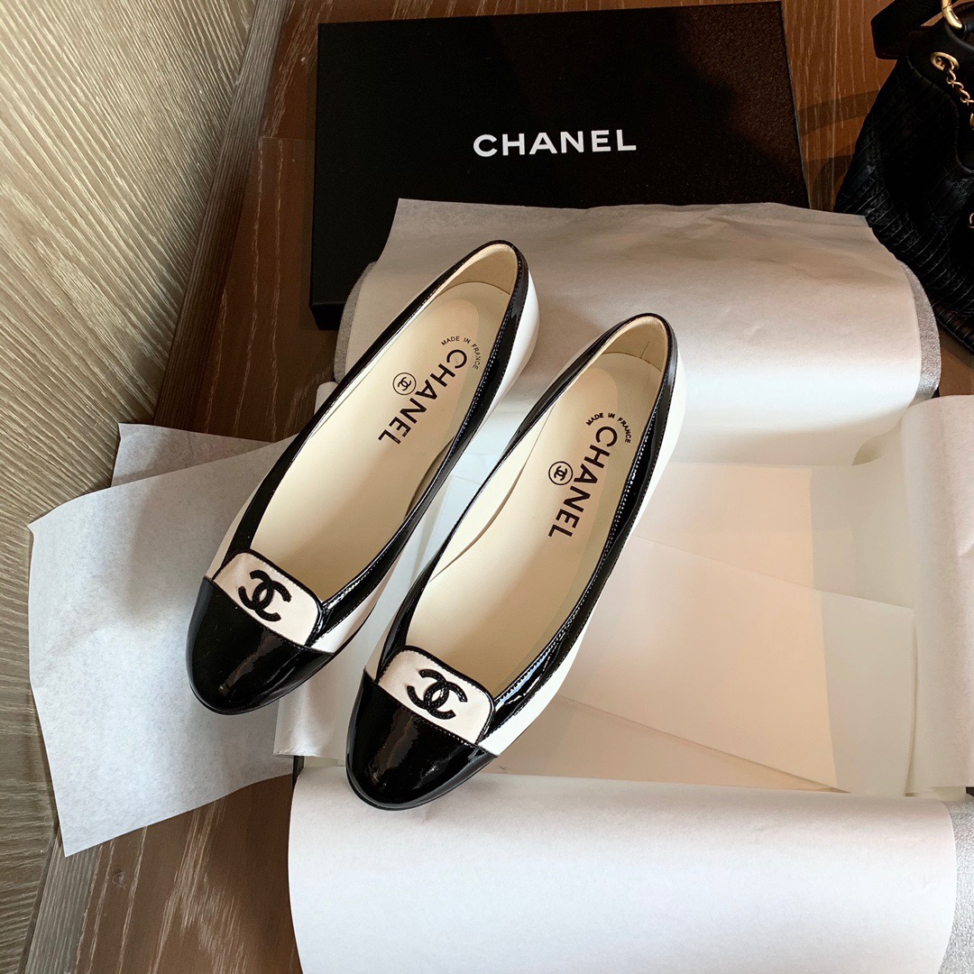 LV LOUIS 2021 VITTON 2021 Calfskin Women Catwalk Kitten Heels Pumps Slingbacks Sandals Mules Flats Beige Grey Dress Sin, Black
LV LOUIS 2021 VITTON 2021 Calfskin Women Catwalk Kitten Heels Pumps Slingbacks Sandals Mules Flats Beige Grey Dress Sin, Black