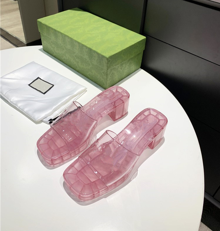 2021 women jelly sandals slippers womens slides fashion Beach Thick bottom woman slipper platform Alphabet lady Sandal Leather High heel slide, White
2021 women jelly sandals slippers womens slides fashion Beach Thick bottom woman slipper platform Alphabet lady Sandal Leather High heel slide, White